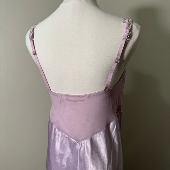 Vintage Victoria secret lavender slip dress with padding L - Picture 6 of 10